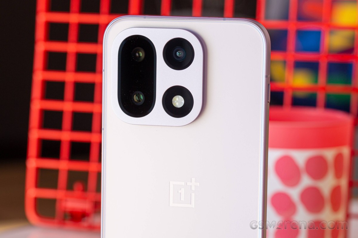 OnePlus 15