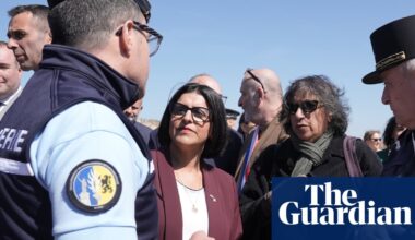 UK to pay for French officers to deport asylum seekers from war-torn countries | Immigration and asylum