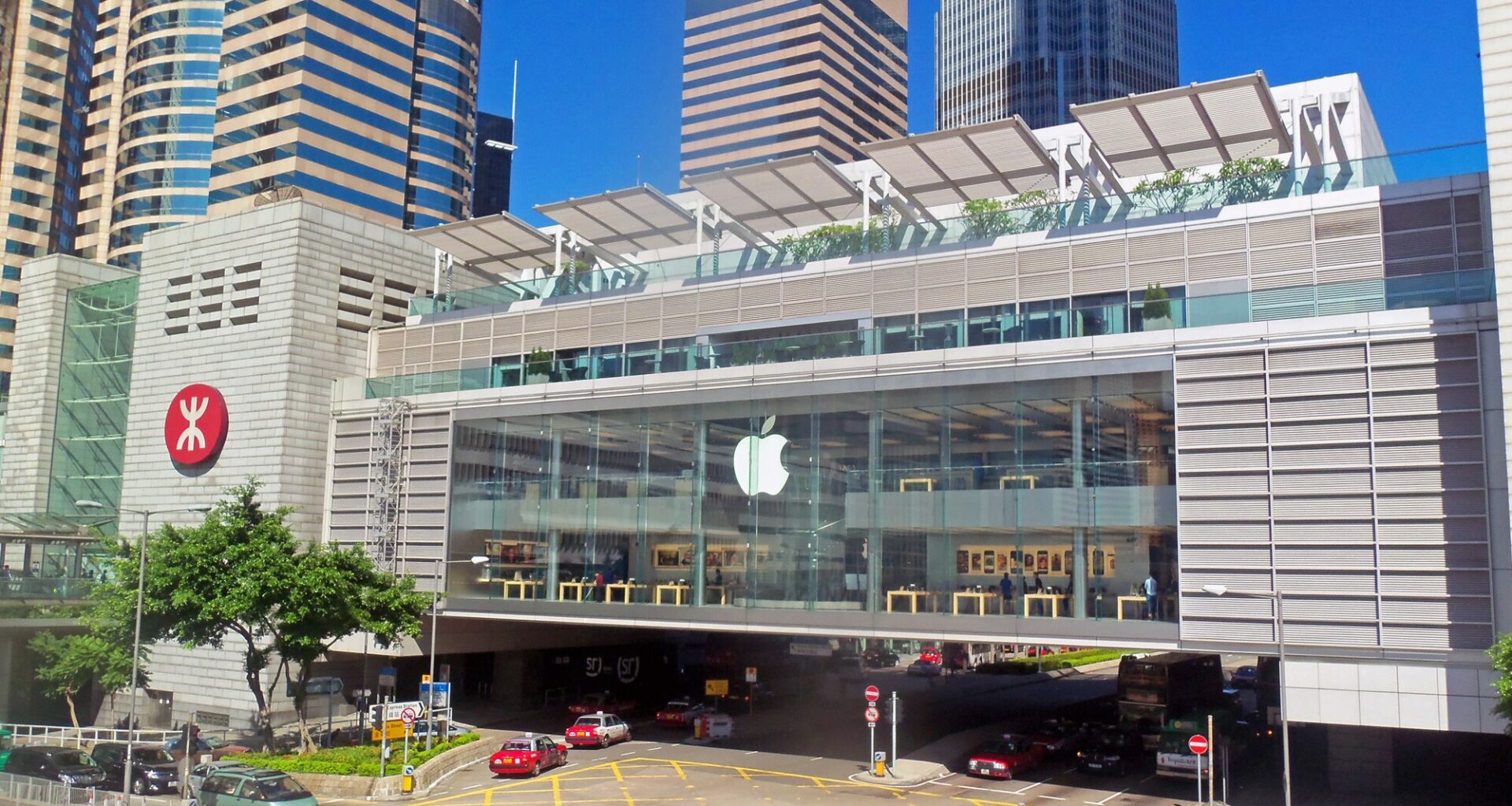 Podium–Tower Urbanism in Southeast Asia: Density, Management, and the Disappearing Street