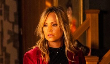 Coronation Street's Sarah to make worrying discovery in murder week