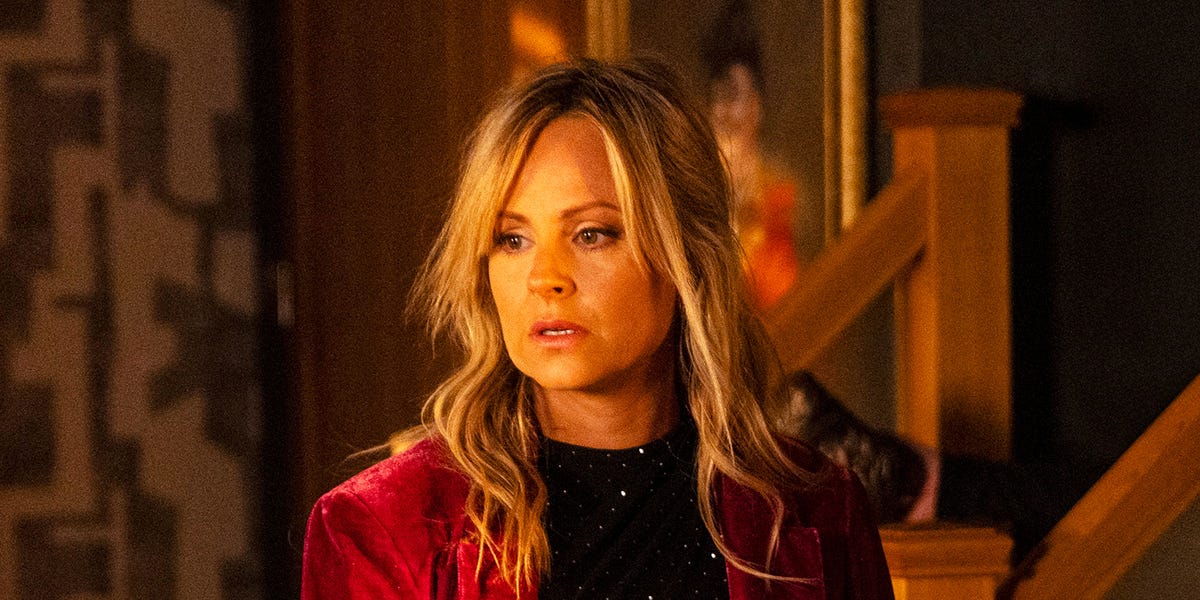 Coronation Street's Sarah to make worrying discovery in murder week