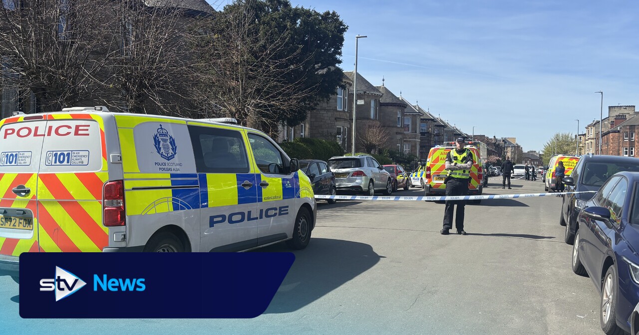 Glasgow street remains closed as bomb squad destroy item at scene where teenage boys 'launched fireworks'