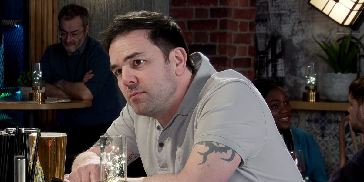 Coronation Street lines up scandalous Rovers safe drama as a mystery thief strikes