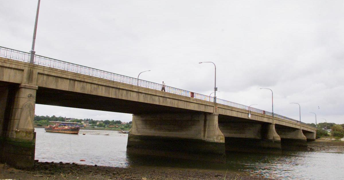 Two arrested after fatal crash on Northam Bridge, Southampton