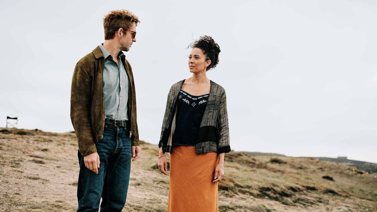 Fans of crime and thriller shows are in for a treat as a 'captivating' detective drama returns tonight