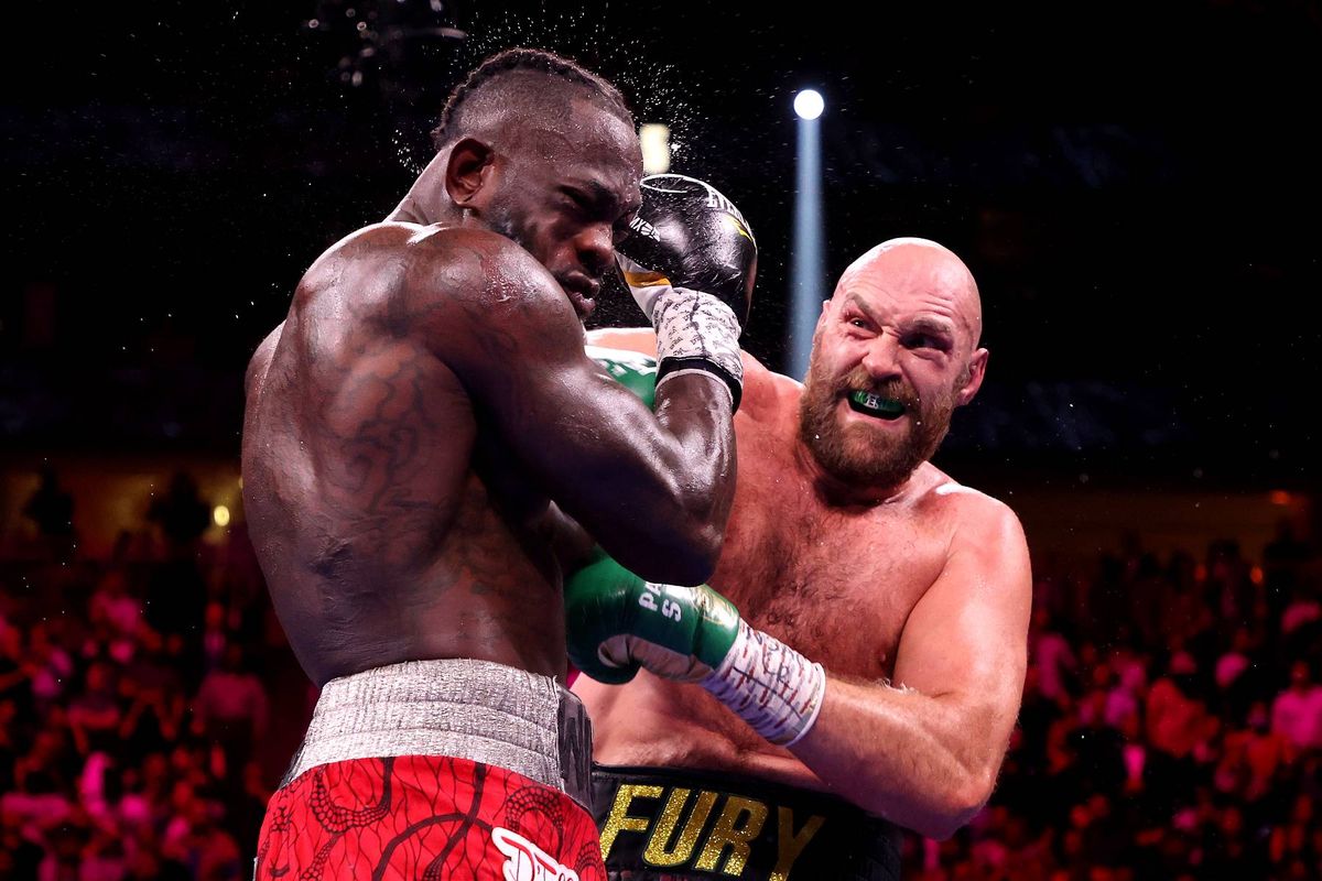 Deontay Wilder fights Tyson Fury