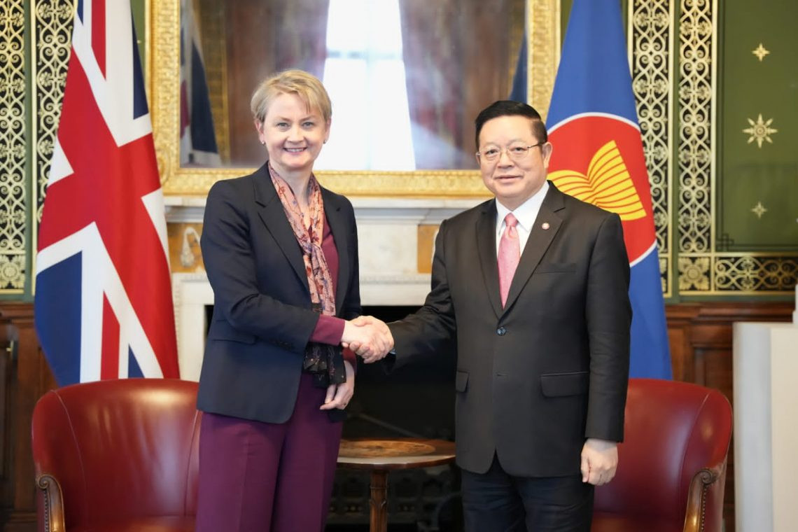 The United Kingdom&rsquo;s Secretary of State for Foreign, Commonwealth and Development Affairs, Yvette Cooper MP (left) meets with ASEAN Secretary-General Kao Kim Hourn on Feb. 10 in London.