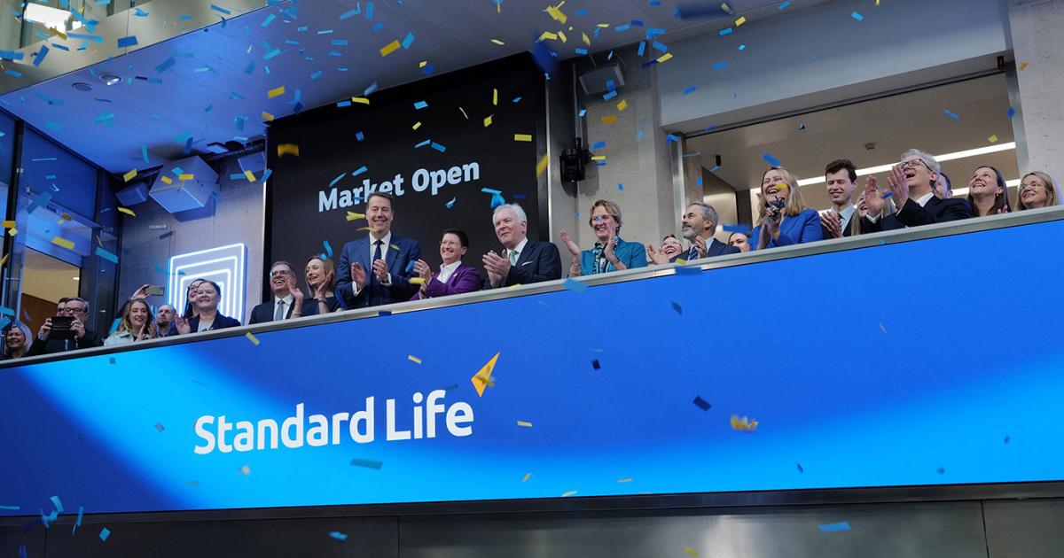 Standard Life takeover of Aegon UK to create pensions giant