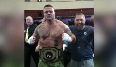 St Helens - Tributes paid to ex-heavyweight boxer Rob Beech