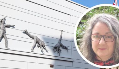 Reading councillor accused of conflict over sculpture work