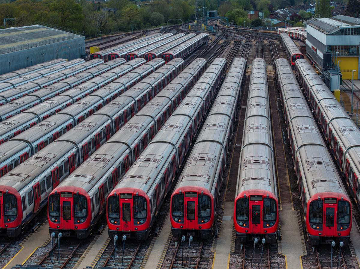 Tube strike brings morning rush-hour chaos with multiple lines down - live - London Evening Standard