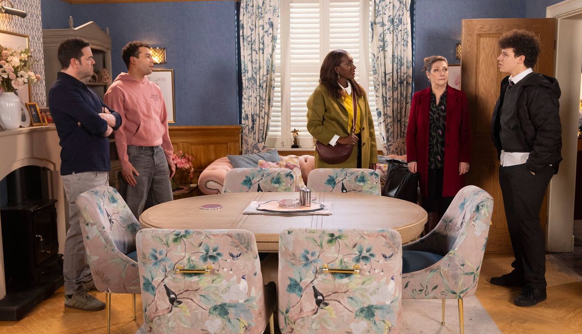 In spoilers for next week, Will and Ollie Driscoll's mum, Melanie, joins the ITV soap