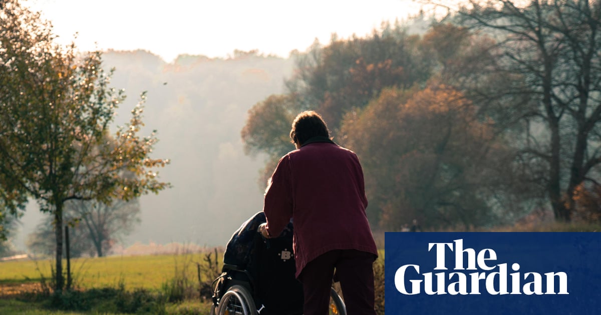 Thousands of unpaid carers to face DWP repayment demands during overhaul | Carer's allowance