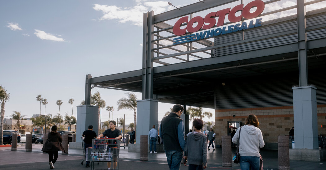 Tariffs Raised Consumers’ Prices, but the Refunds Go Only to Businesses