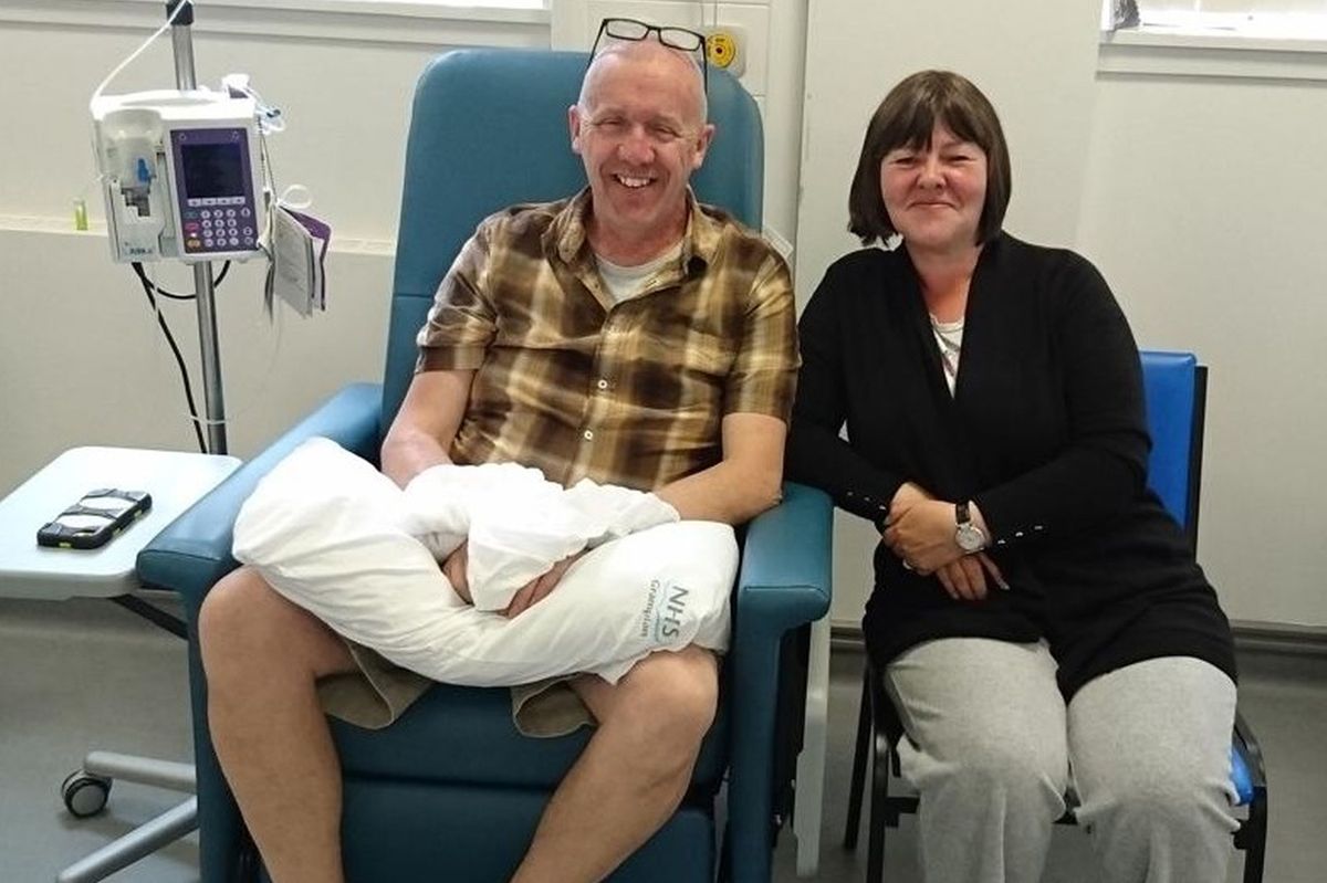 Jeff and his wife Heidi in hospital