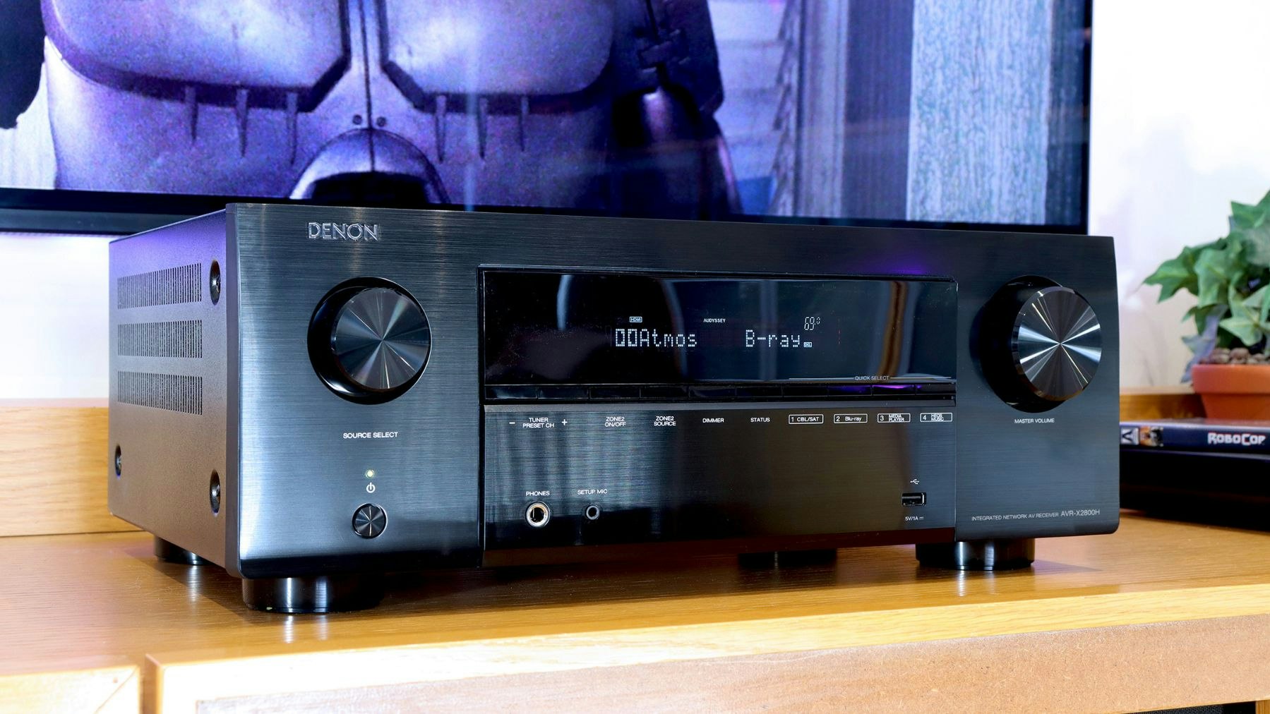 Our Review Of The Denon AVR-X2800 Amp