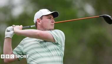 Robert MacIntyre plays a shot