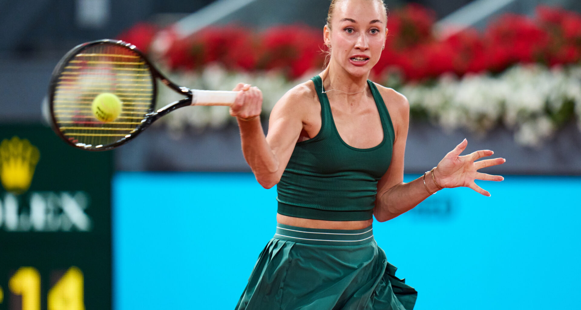 Potapova stuns Rybakina in midnight upset to reach Madrid quarterfinals