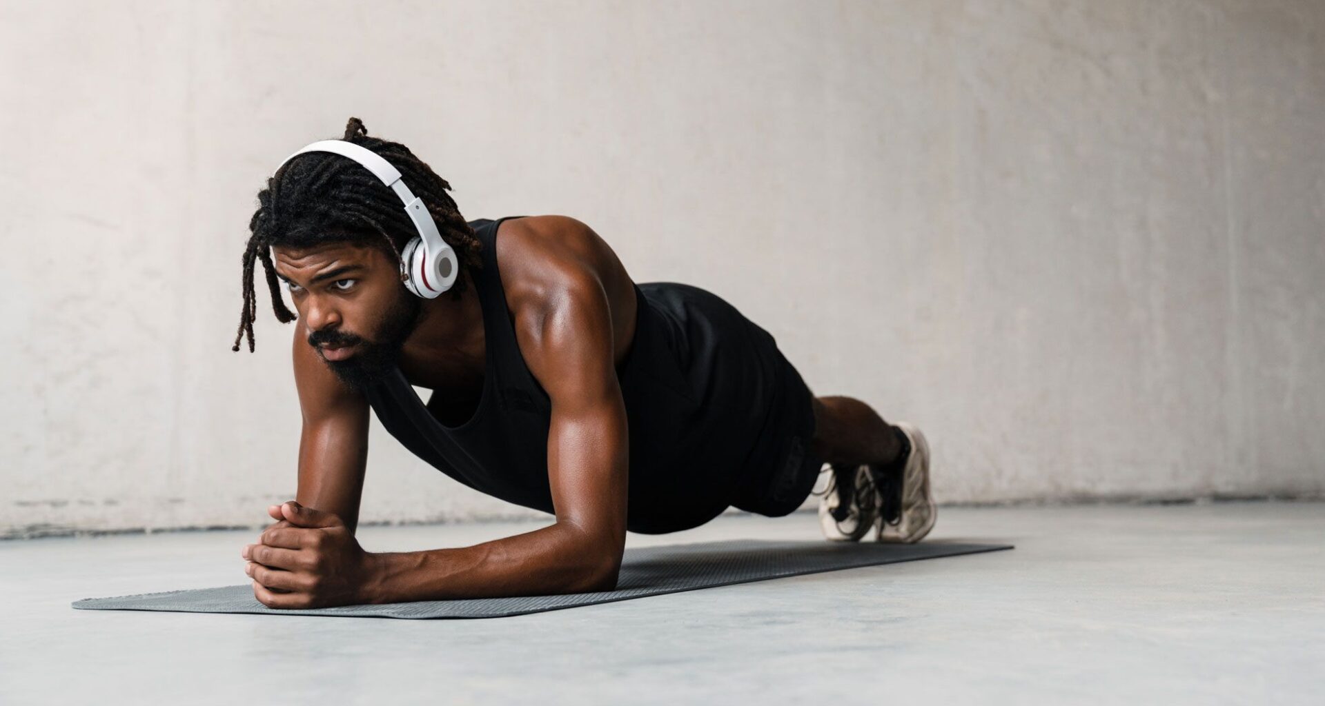 Sit-ups wrecking your back? The 'body saw' is not only safer, but also activates more muscle, researchers say