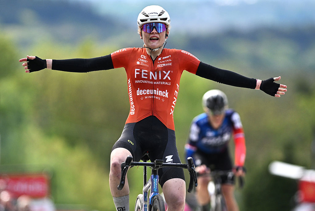 Pieterse celebrates 2025 Fleche Wallonne Femmes win