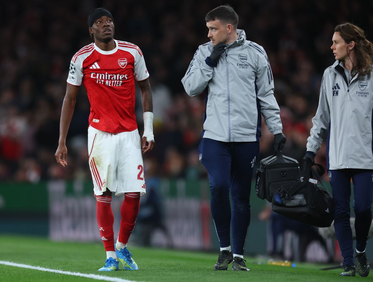 LONDON, ENGLAND - APRIL 15: Noni Madueke of Arsenal is injured during the UEFA Champions League 2025/26 Quarter-Final Second Leg match between Arsenal FC and Sporting Clube de Portugal at Arsenal Stadium on April 15, 2026 in London, England. (Photo by Ed Sykes/Sportsphoto/Allstar via Getty Images)