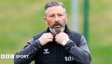Hearts head coach Derek McInnes