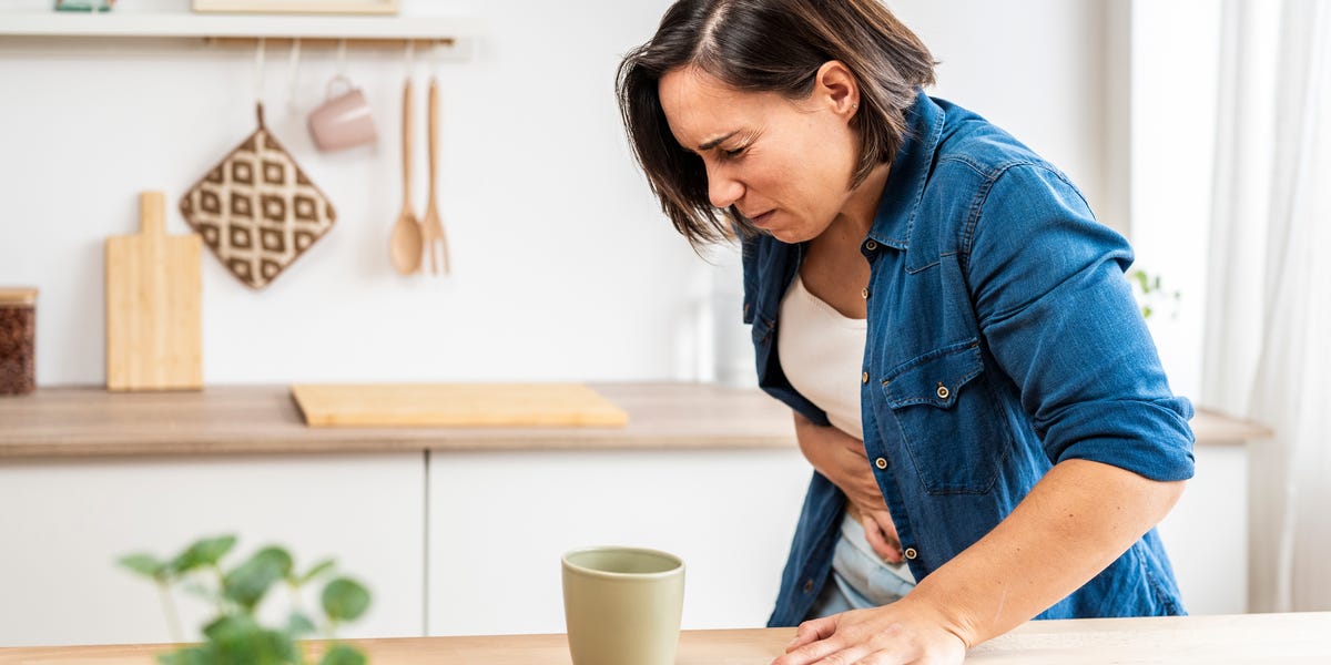 5 Early Symptoms of Appendicitis Doctors Say You Shouldn't Ignore