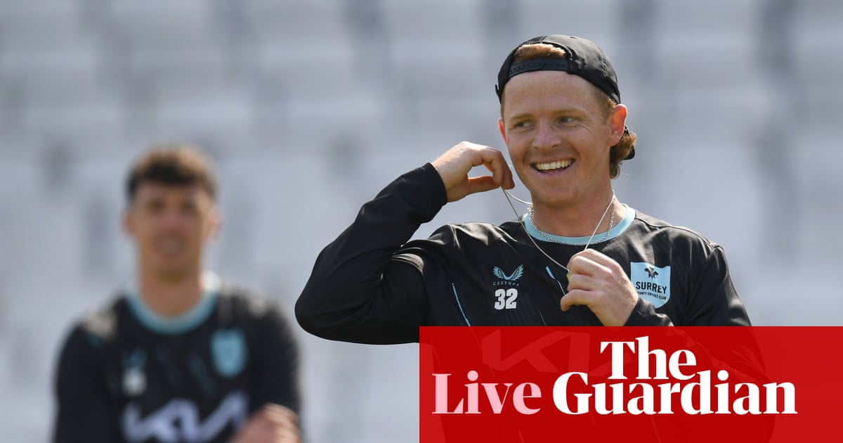 Surrey v Essex, Notts v Warwickshire, and more: county cricket, day three – live | County Championship
