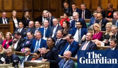 Starmer sees off major Labour rebellion over call for Mandelson inquiry | Keir Starmer