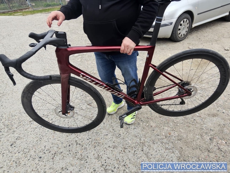 Stolen Red Specialized, Wroclaw police, Poland