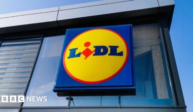 A Lidl logo sign