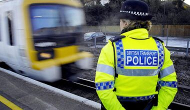 Paddington GWR delays - person hit by train dies in Swindon