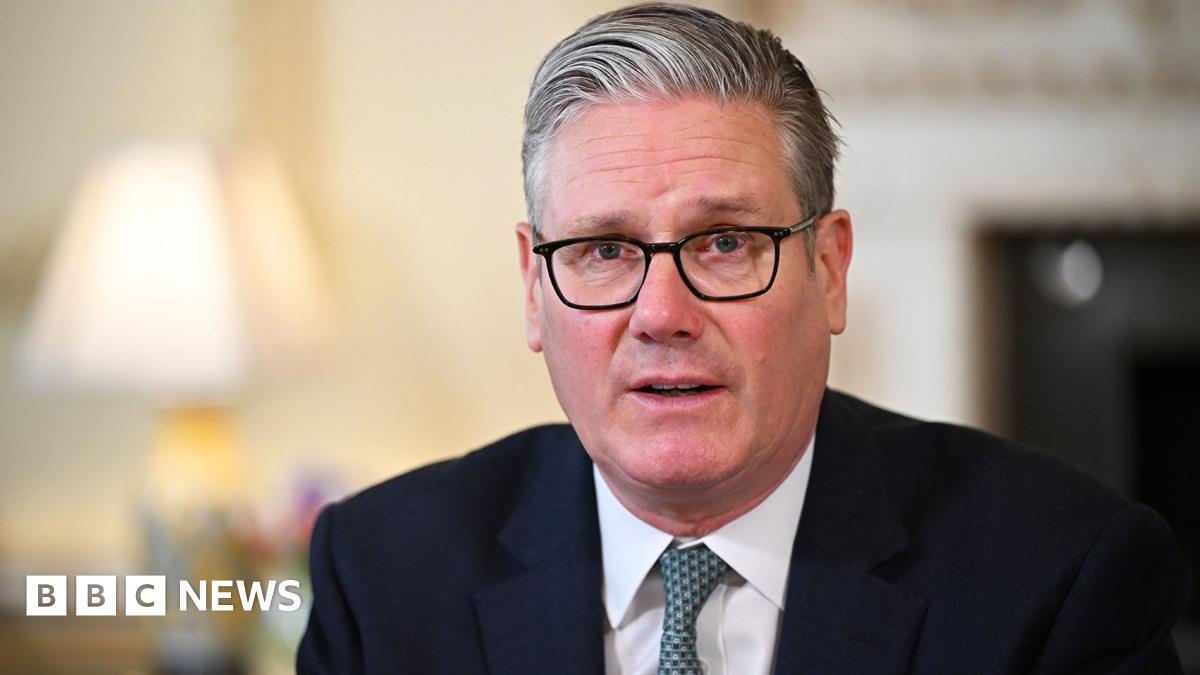 Starmer won't resign over Mandelson vetting row, senior minister tells BBC - live updates