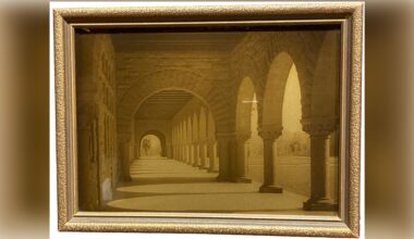 Forget digital RGB, this little-known historic photography technique created golden images