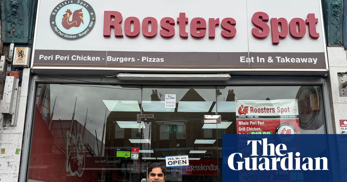 Sadiq Khan warns of ‘zero-tolerance approach’ to any repeat of Clapham disorder | UK news