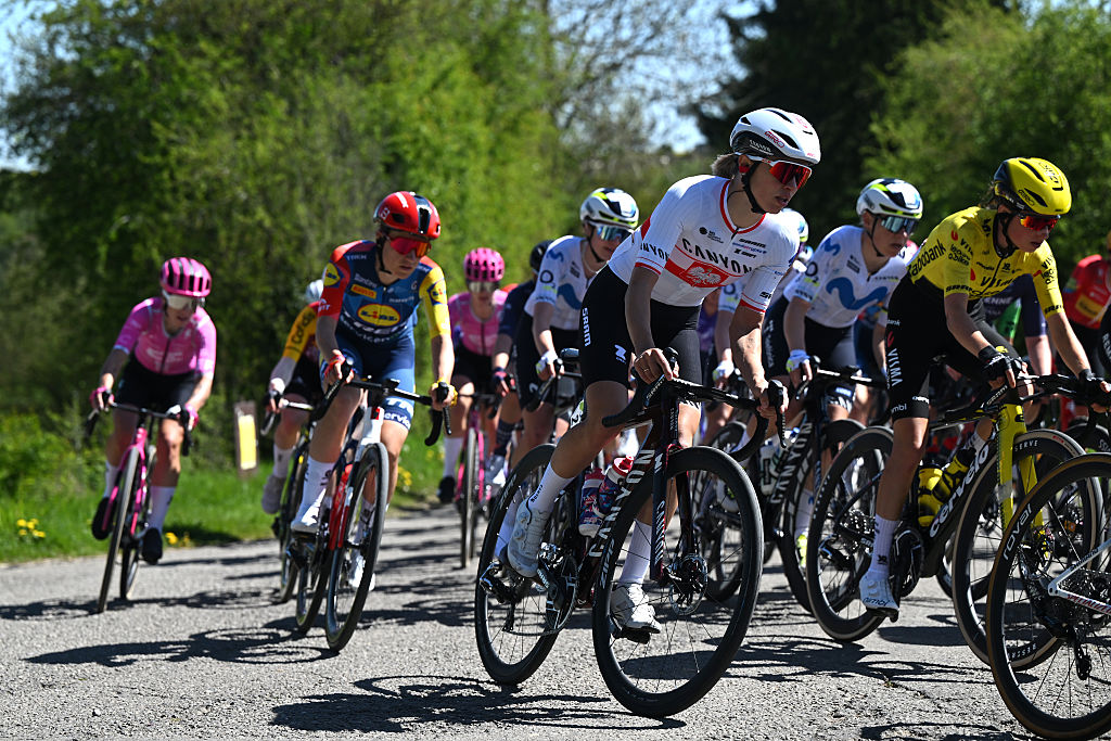 Niewiadoma at Fleche Wallonne Femmes 2026