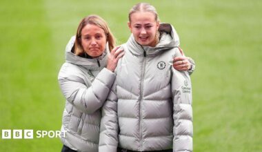 Sonia Bompastor and Lexi Potter at the end of last season