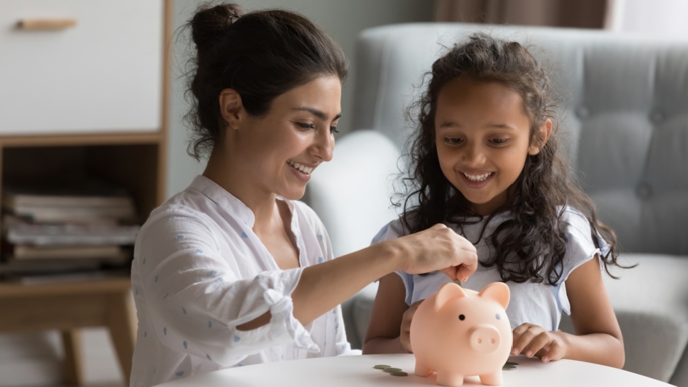 Household saving rate decreases to 14.4% in the euro area - Euro indicators