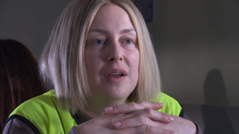 clare devine, hollyoaks