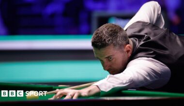 World Snooker Championship 2026 LIVE: Watch Ronnie O'Sullivan, Chris Wakelin & Neil Robertson in round one action - stream, scores, results