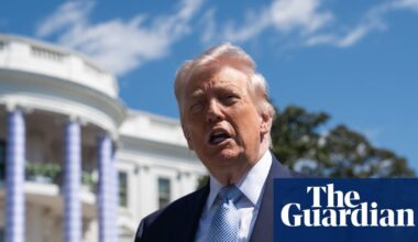 ‘Desperately searching for any sort of exit ramp’: US political leaders react as Trump announces ceasefire | Donald Trump