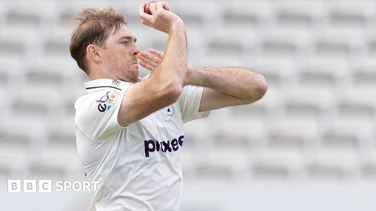 Tom Taylor bowling for Worcestershire at Lord's