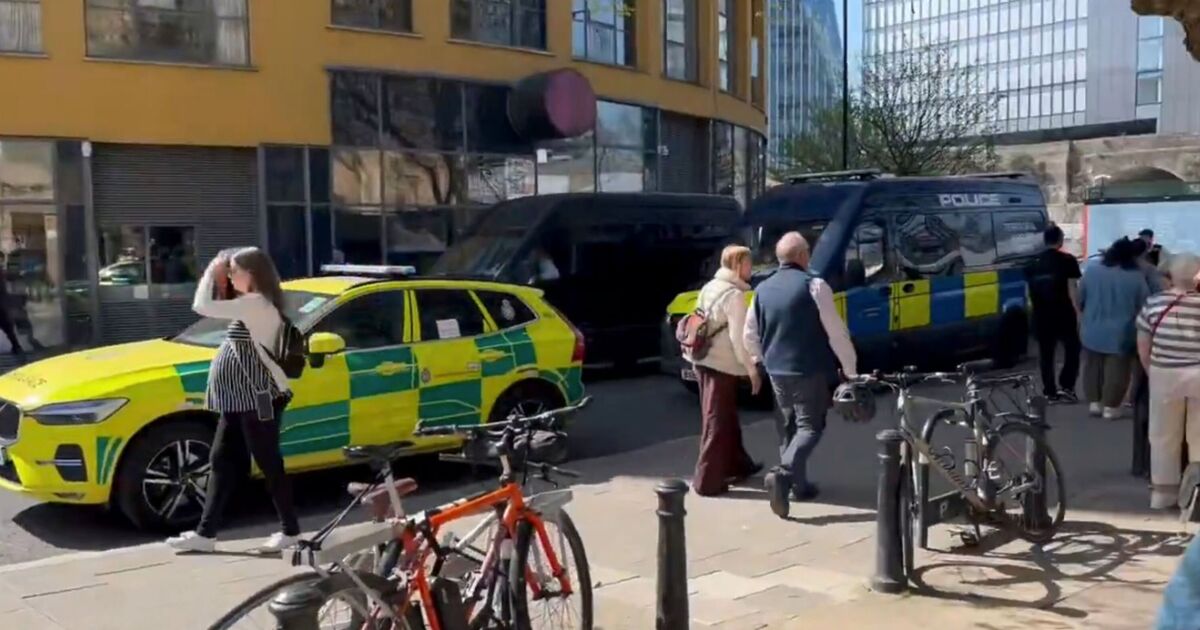 Tate Modern incident RECAP: Popular London tourist attraction evacuated | UK | News