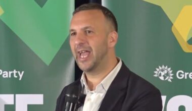 Politics LIVE: Zack Polanski sends warning to Keir Starmer as he predicts Green wave | Politics | News