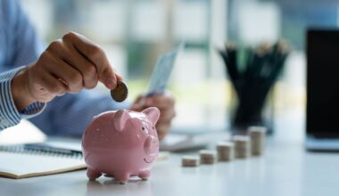 Pension fund collapses into administration – covers 100k employees | World | News