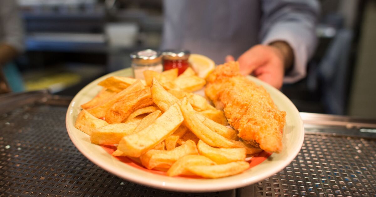 Brits issued 'immediate and widespread' fish and chips shop warning | UK | News