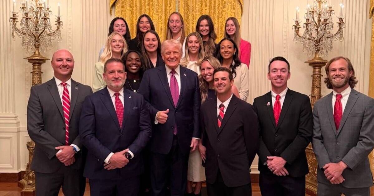 Donald Trump’s photo with women’s tennis champions sparks backlash | Tennis | Sport