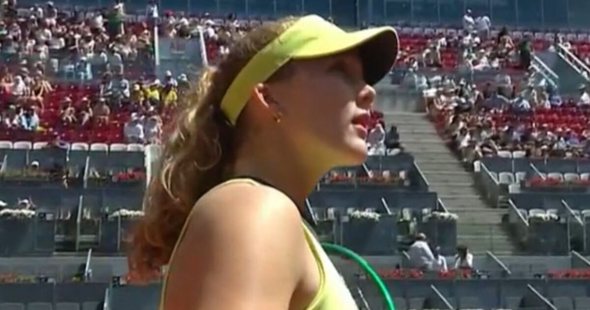 Mirra Andreeva match halted for medical emergency as Madrid Open medics rush to court | Tennis | Sport
