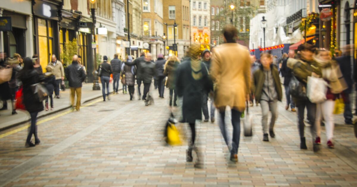 Major UK high street chain could close 100 stores - in business since 1792 | UK | News