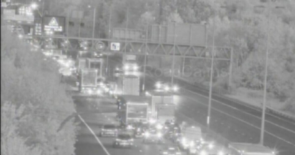 M4 traffic RECAP: Closure both ways as emergency services rush to scene | UK | News